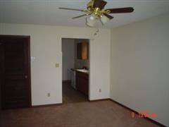 8101 E 100th Terrace Ct - Photo 2 of 6