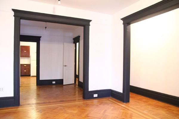 1380 E 15th St - Photo 3 of 16