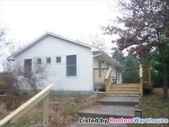 16401 Buchanan St NE - Photo 3 of 13