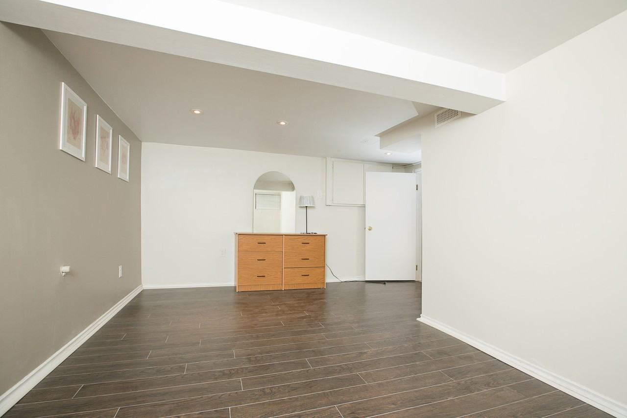 349 Main St #BSMT - Photo 5 of 9