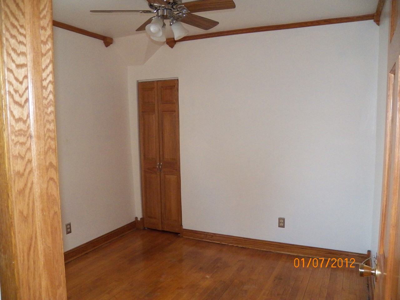 1231 S 10th St - Photo 3 of 3