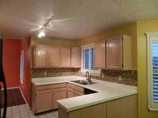 6926 Imperial Ridge Dr - Photo 3 of 7