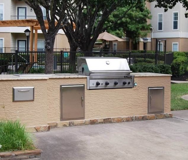 10919 West Rd #1BD - Photo 2 of 5