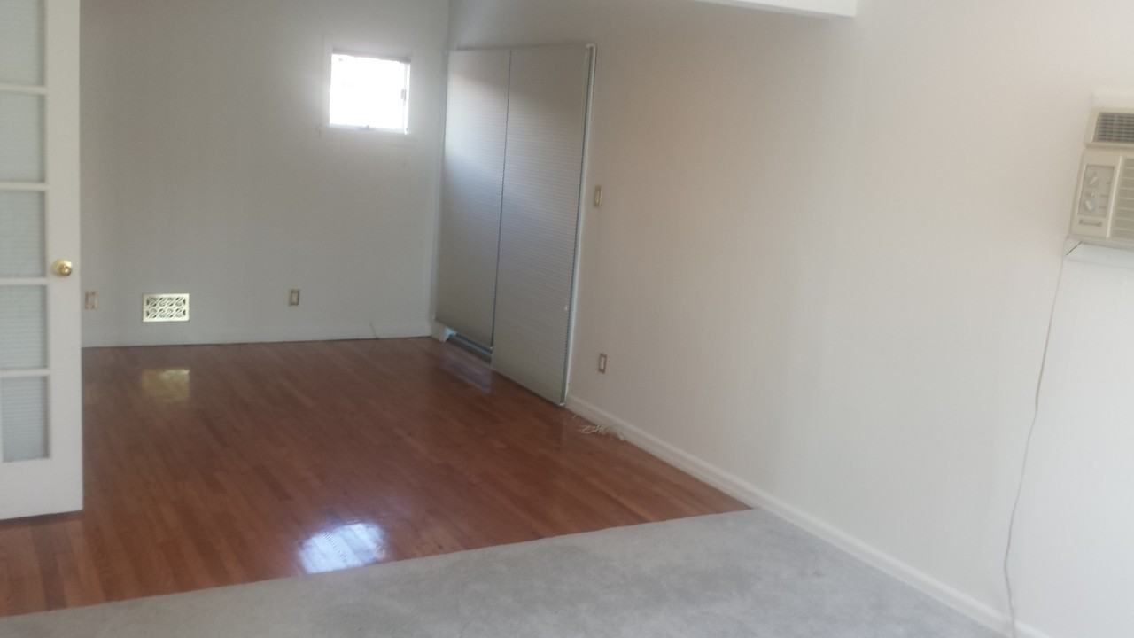 156-49 85th St - Photo 3 of 5