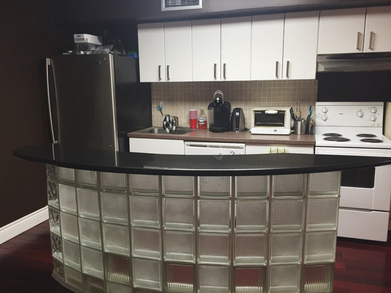 45 Mutual St 502 - Photo 2 of 5