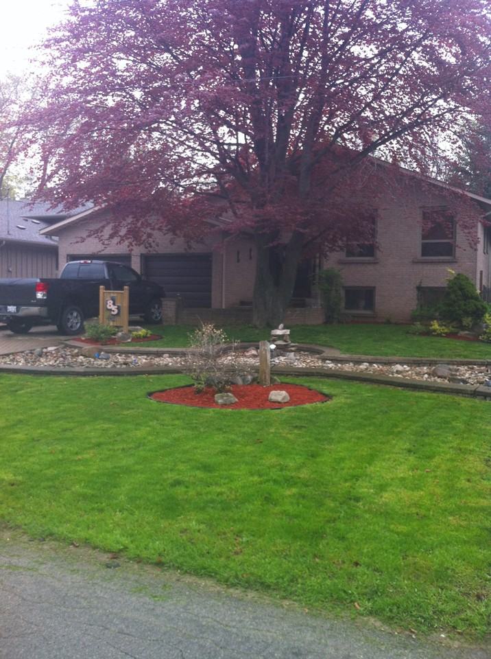 85 Valleyview Dr - Photo 2 of 15