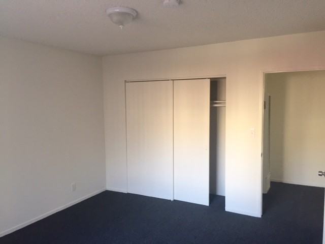 1948 S Harvard Blvd - Photo 2 of 9