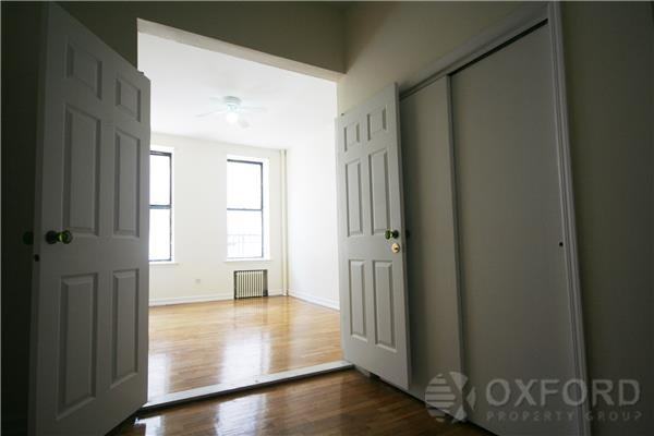 315 10th Ave #3 - Photo 3 of 11