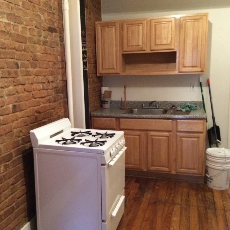 1336 Hancock Ct - Photo 2 of 6