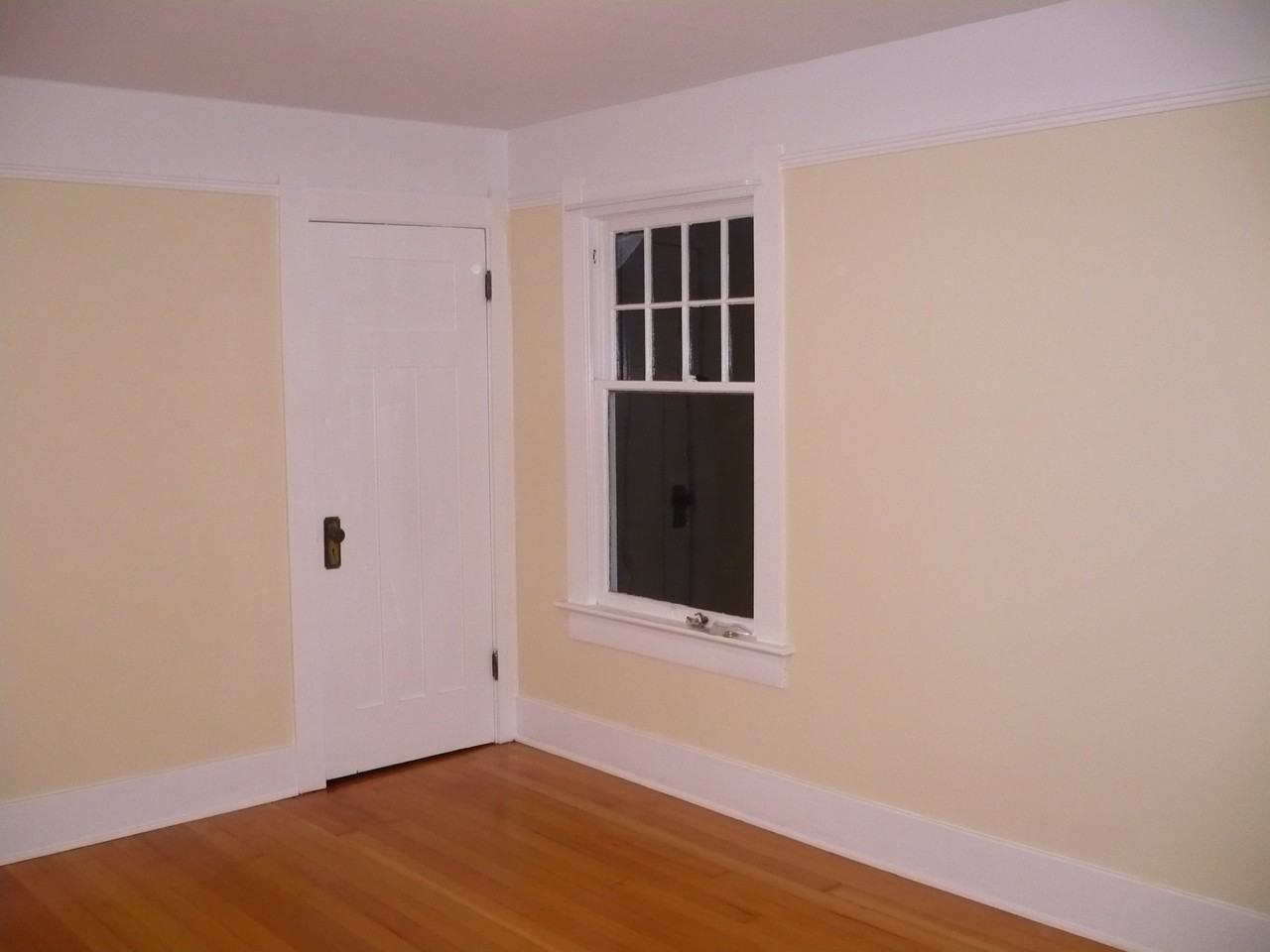 2470 Bowker Ave - Photo 3 of 8