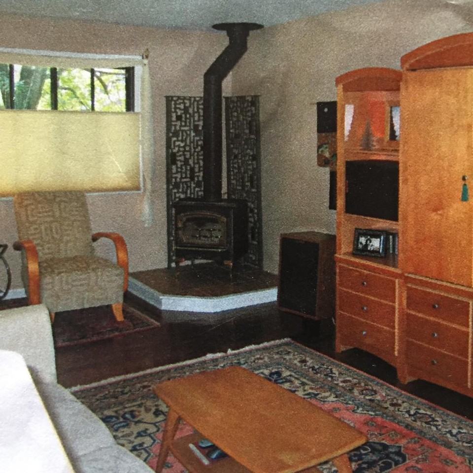 467 Laura Ct - Photo 2 of 4