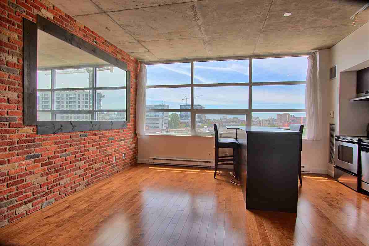 630 Rue William #727