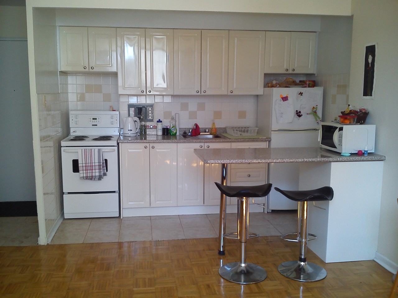 700 Ontario St - Photo 3 of 7