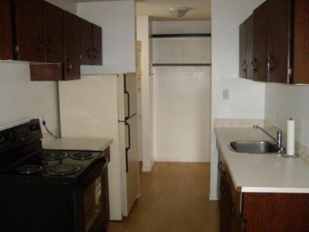 2 Callingwood Ct NW - Photo 2 of 8