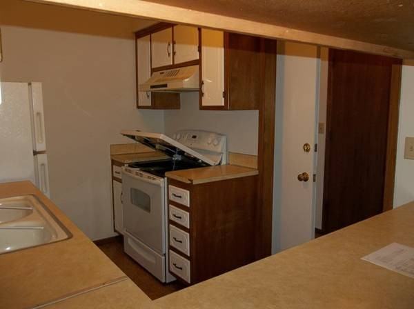 1034 Alabama St - Photo 2 of 3