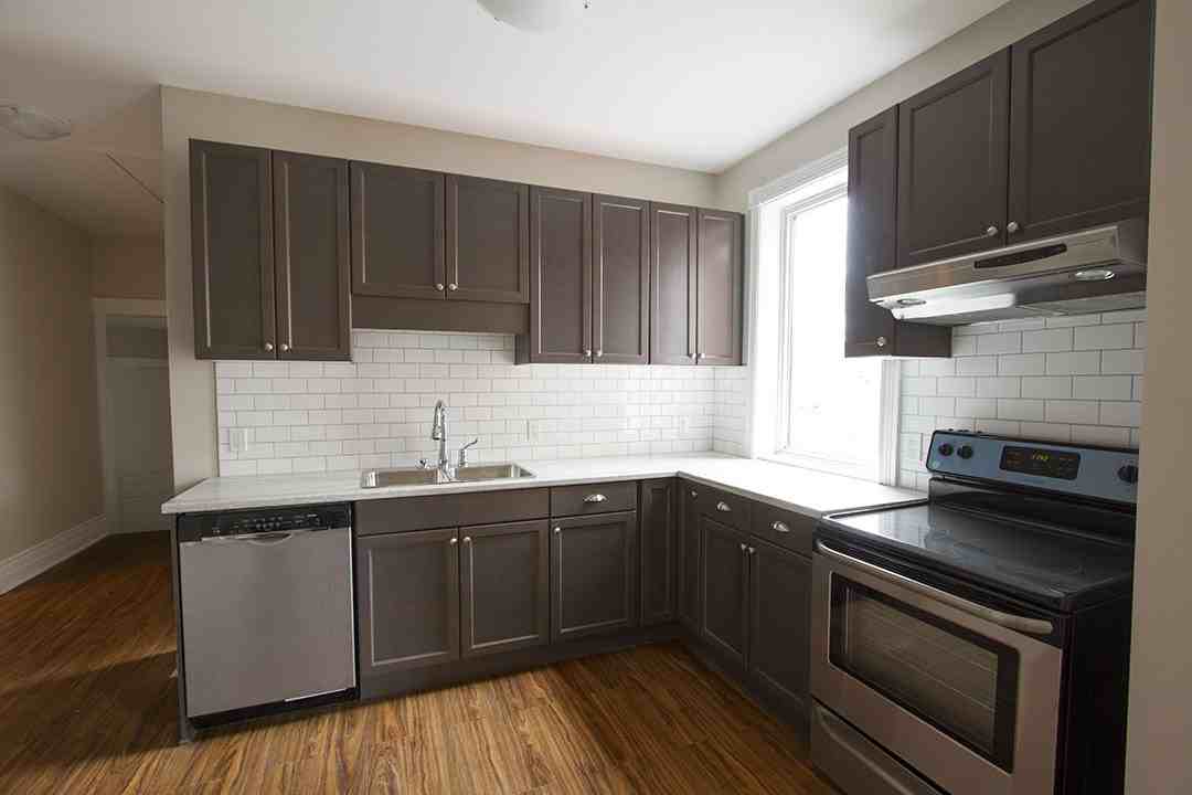 309 Ontario St - Photo 2 of 9