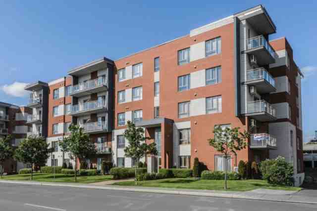 1445 Boul le Corbusier #507 - Photo 2 of 13