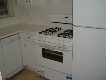 514 Kensington Walk - Photo 2 of 3