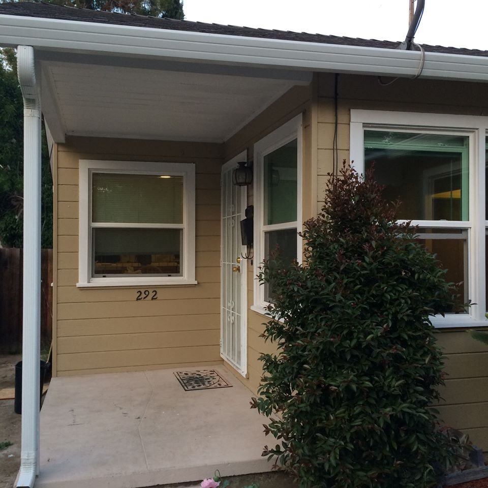 292 S 18th St - Photo 2 of 16