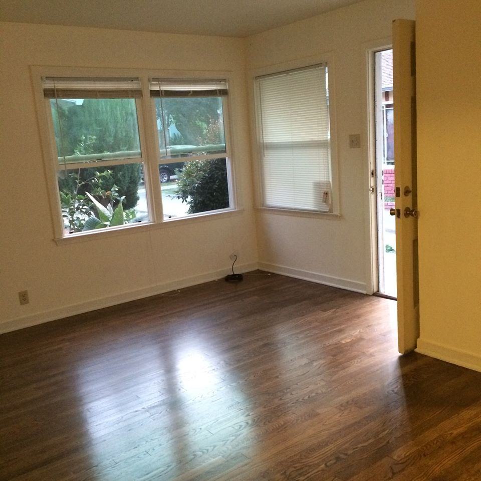 292 S 18th St - Photo 3 of 16