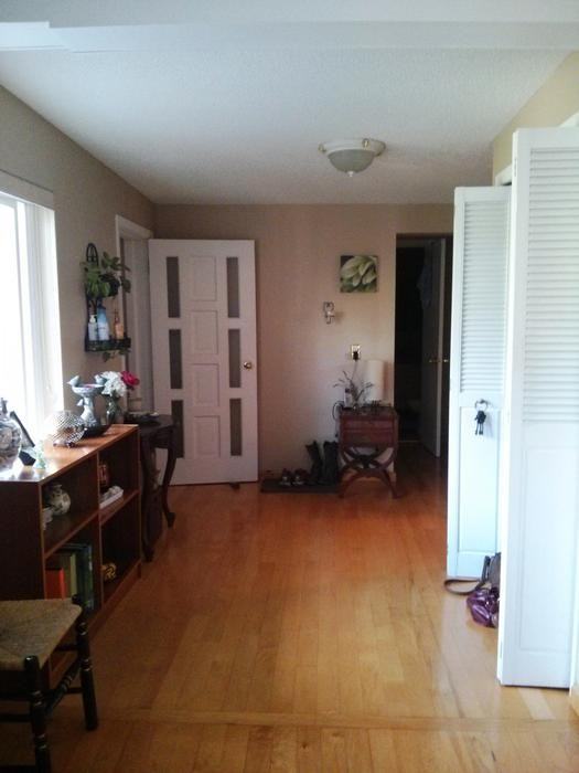 4550 Cordova Bay Rd - Photo 3 of 8