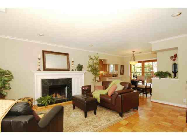 3912 Orinda Dr - Photo 2 of 8
