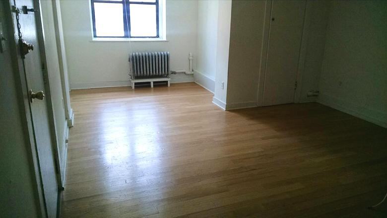 3734 Pine Grove #G - Photo 2 of 7