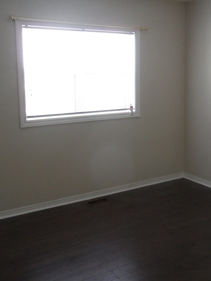 87 Lyfytt Crescent - Photo 3 of 6