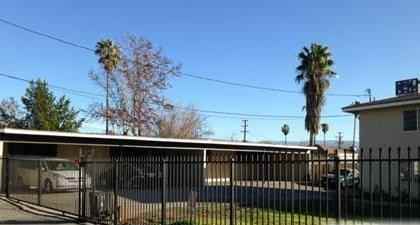 2618 W 5th St 4 - Photo 3 of 3