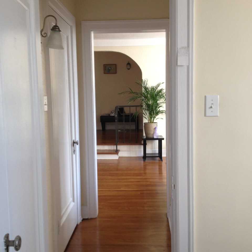 216 Metcalfe St - Photo 3 of 5