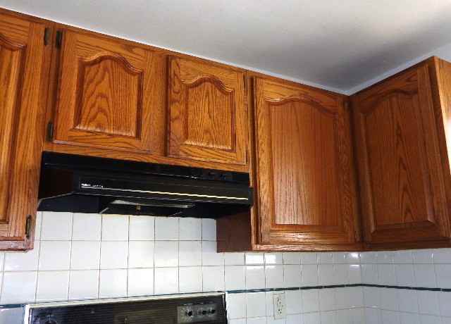 1207 Knox Ave - Photo 3 of 13