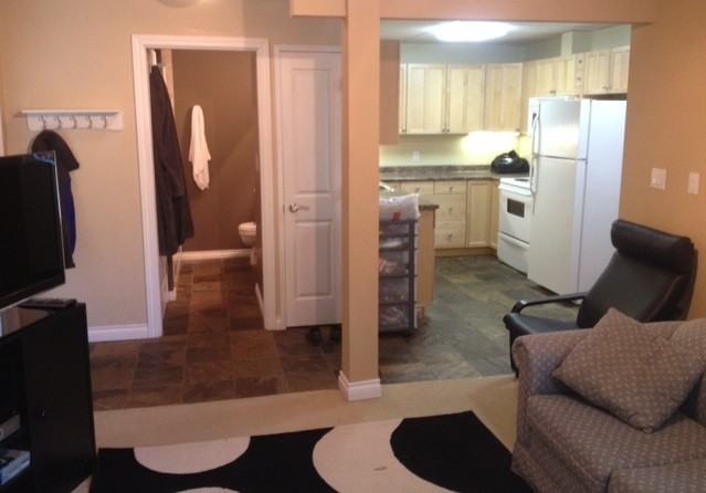 275 Braemar Rd E - Photo 3 of 5