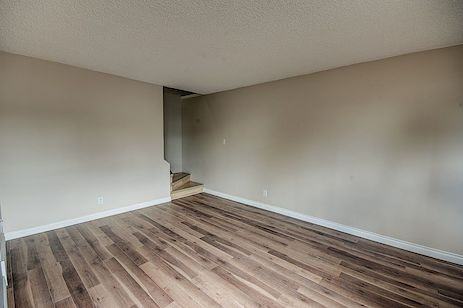 1615 McGonigal Dr NE - Photo 2 of 14