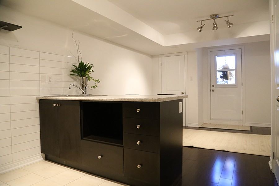 2819 St Clair Ave E #BS - Photo 3 of 5