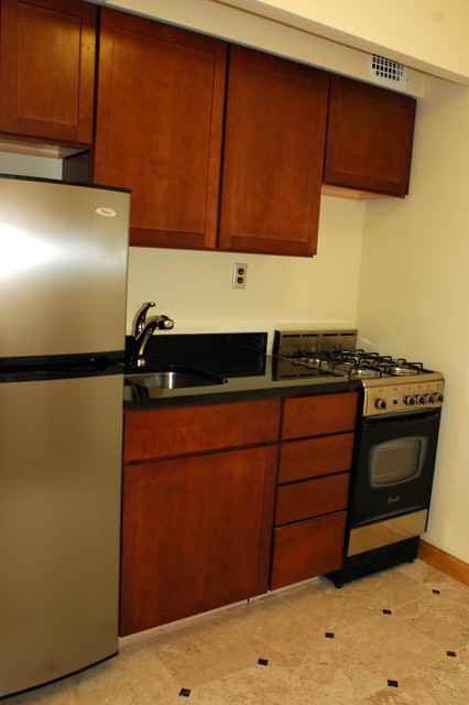 W 31st St #23
