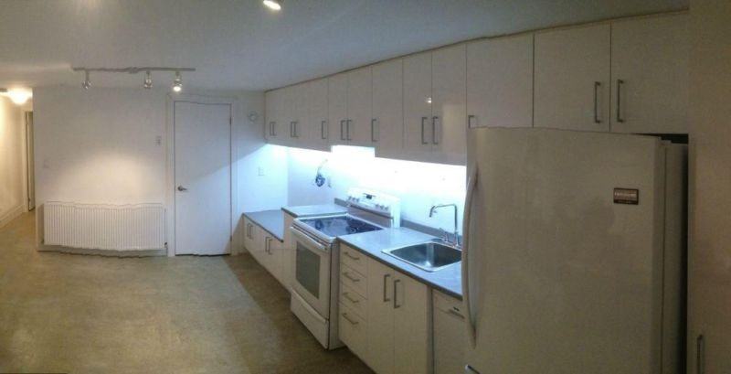 61 Dagmar Ave - Photo 2 of 7