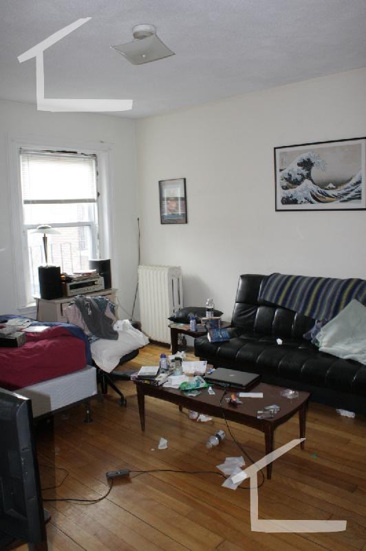 14 Glenville Ave - Photo 2 of 8