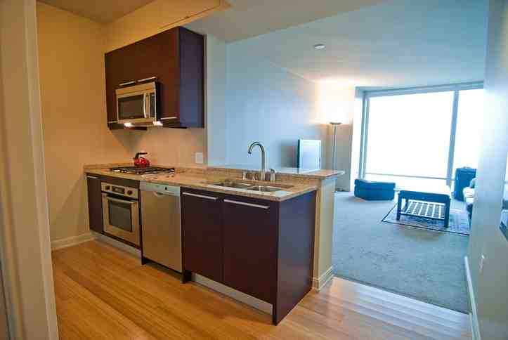 425 1st St - Photo 2 of 14