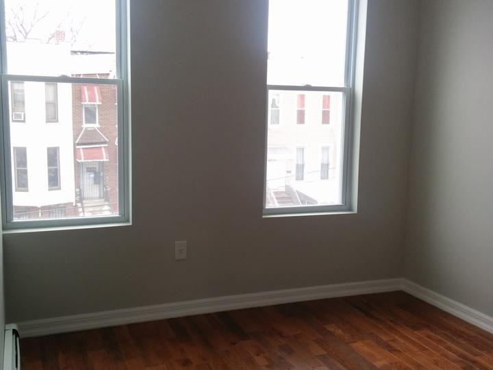 2105 Pacific St #1 - Photo 2 of 8