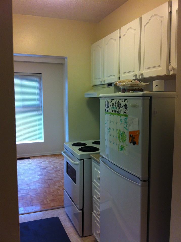 15 Woodridge Cir - Photo 3 of 10