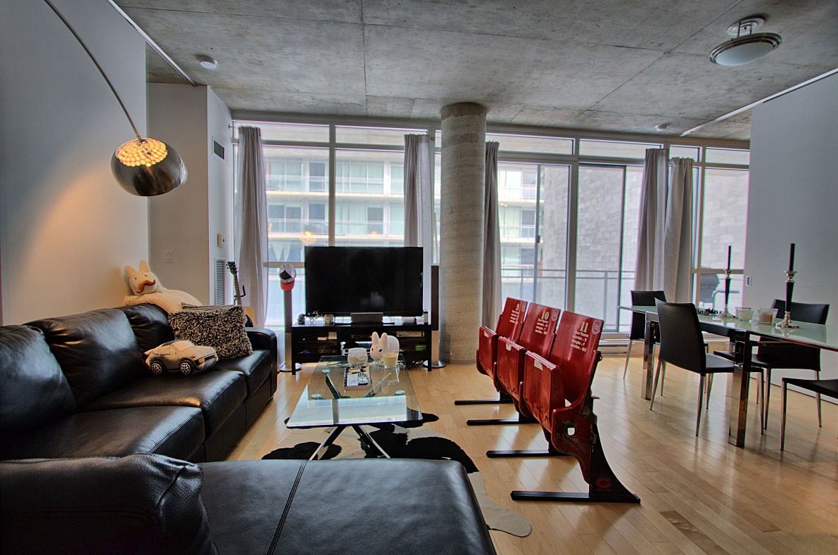 630 Rue William #523