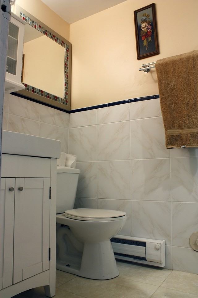 704 Jane St - Photo 3 of 5