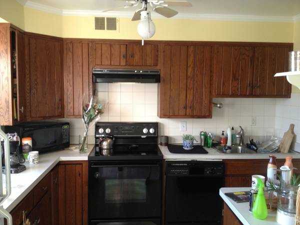 1234 C St SE - Photo 2 of 8