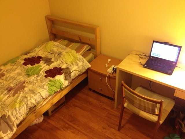 2398 W King Edward Ave - Photo 3 of 3