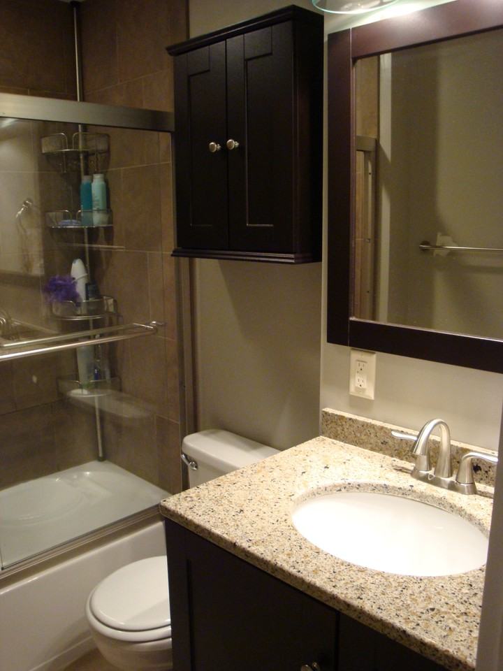 704 W Wylie St - Photo 2 of 6