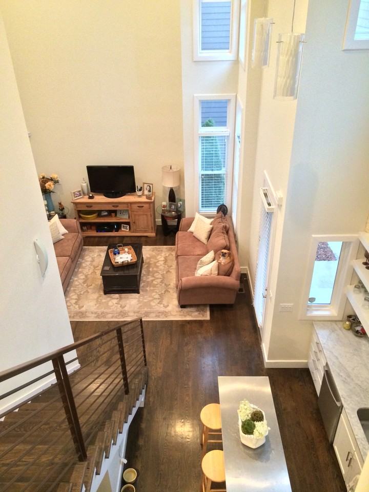 1070 2nd Ave S - Photo 2 of 18