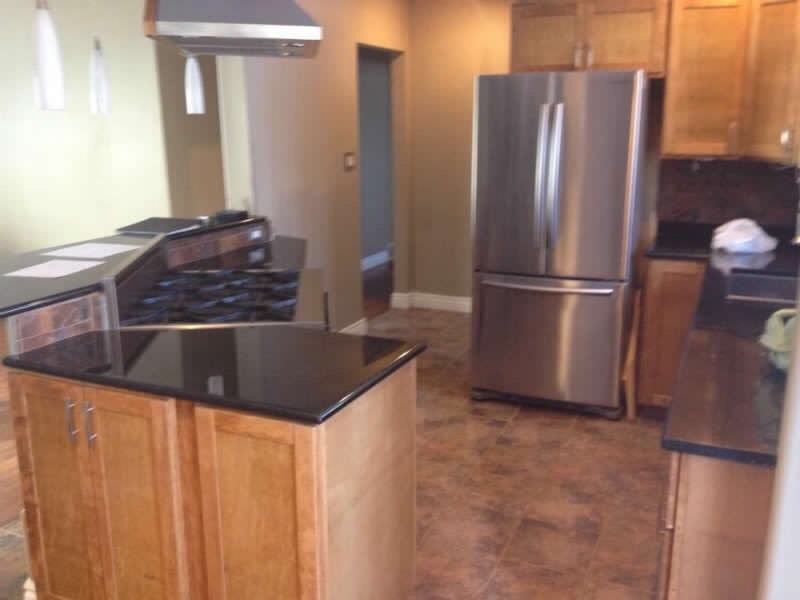 2701 Irvine Ave - Photo 2 of 7