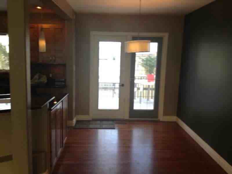 2701 Irvine Ave - Photo 3 of 7