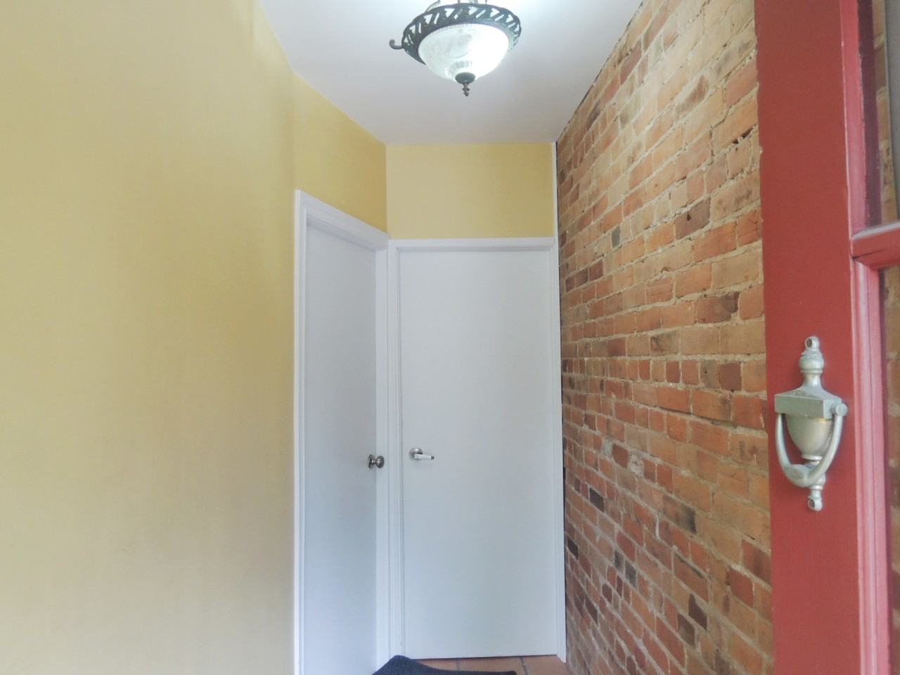 14 Raglan Ave - Photo 3 of 20