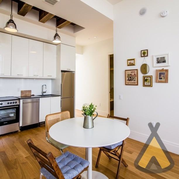 17 Monitor Street #1-d